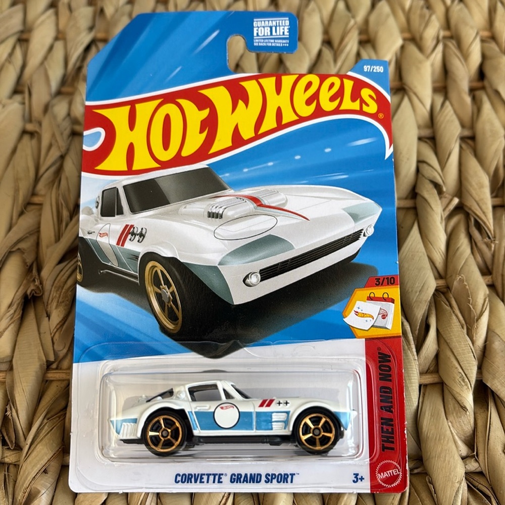 Corvette Grand Sport Race Car Hot Wheels White Chevy Hotwheels Chevrolet 2026 🆕